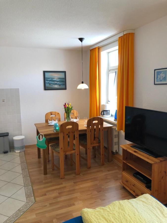 Gutshaus Bliesekow Hotel Buitenkant foto